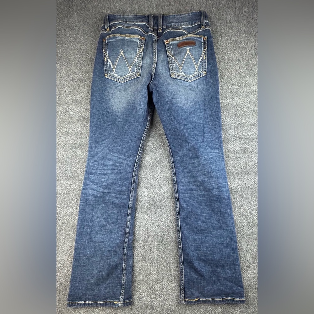 Wrangler Boot Cut Womens 9x32 Logo Pocket Medium Wash Jeans